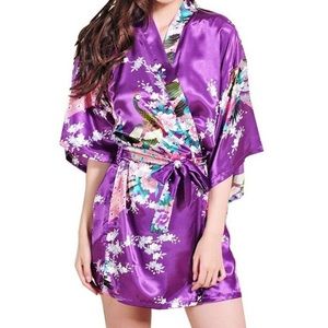 ⭐️NWT⭐️ Purple Meiyesida Peacock Silk Robe